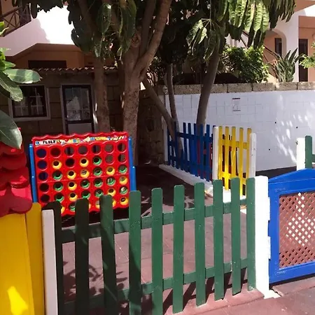 Tropical Garden, Sunshine, Heated Pool Курортный комплекс Сан Мигель