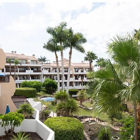 Курортный комплекс Tropical Garden, Sunshine, Heated Pool