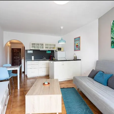 Resort Tropical Garden, Sunshine, Heated Pool