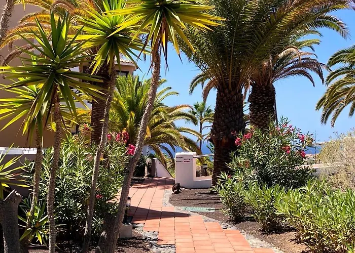 Rezort Tropical Garden, Sunshine, Heated Pool